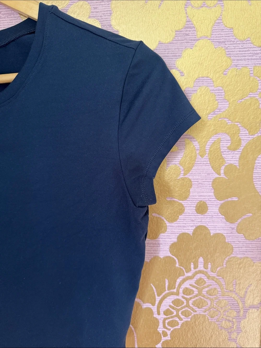 ALO Yoga Navy Short Sleeve Crop Top